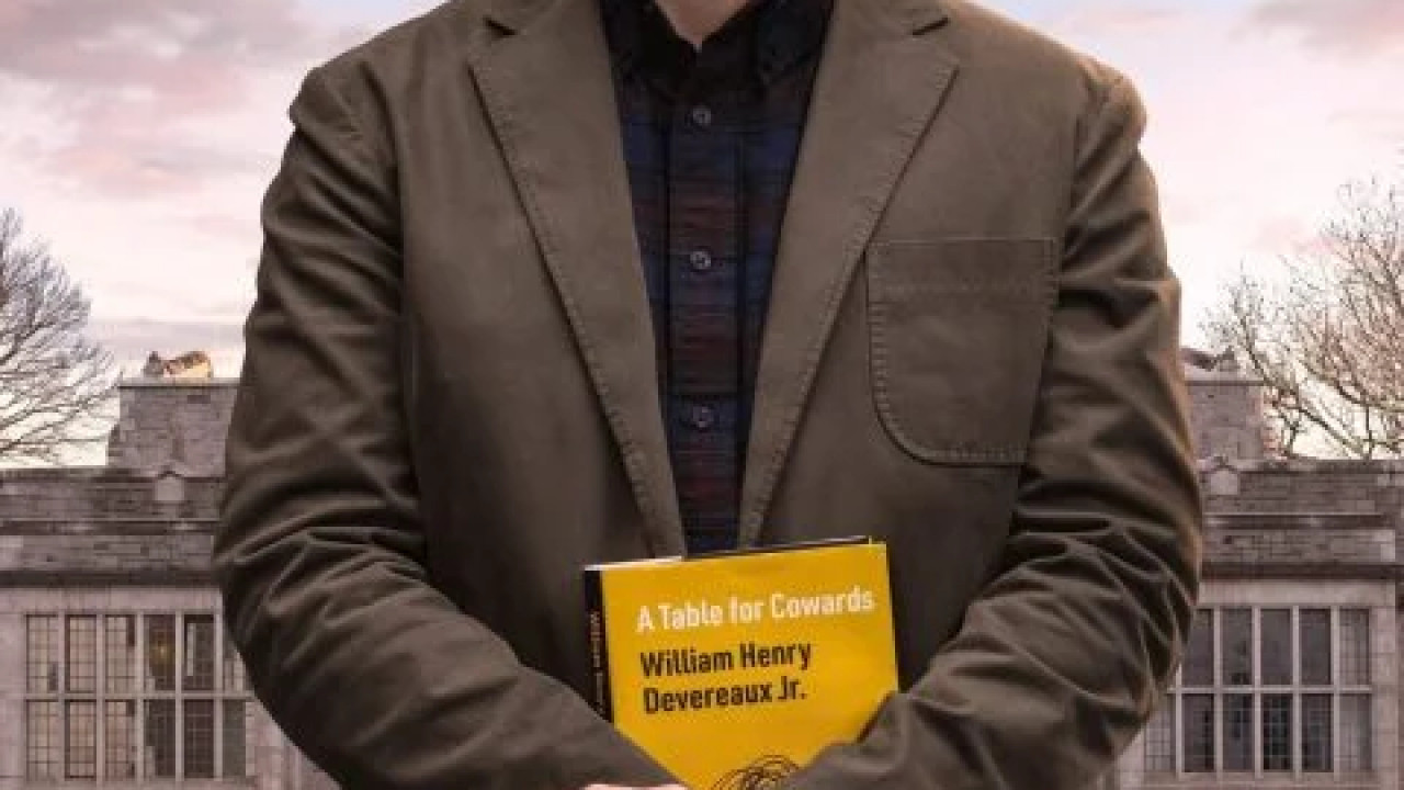 Lucky Hank الموسم الاول الحلقة 1